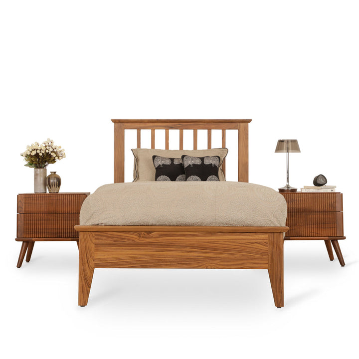 Gwely Teakwood Bed with Cream Color - Alankaram